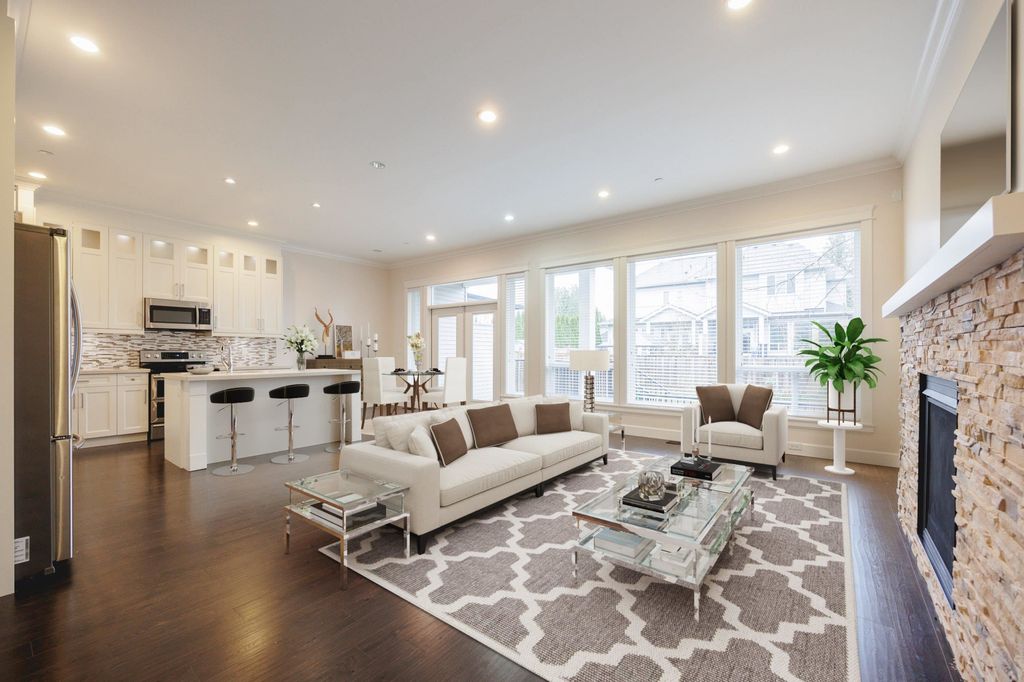 listing image 1104434550760382864