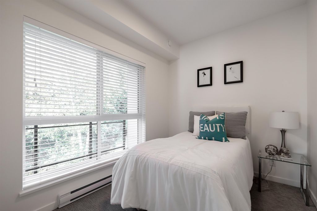 listing image 1109482492278964080