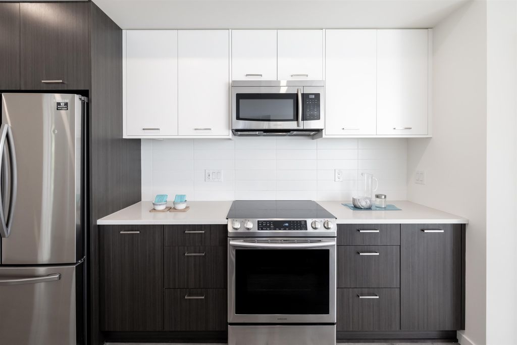 listing image 1103806773708732831