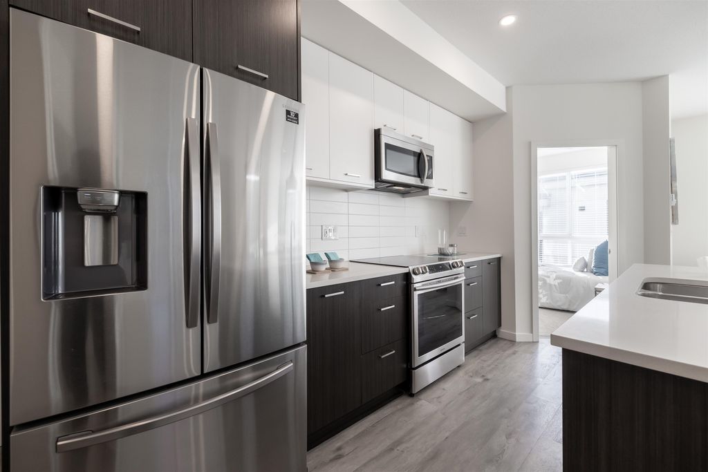 listing image 1106573246896088783