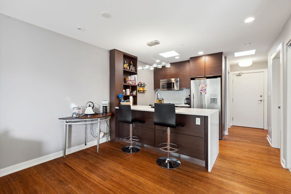 listing image 1103203941580333046