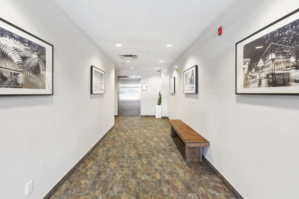 listing image 1101961235059465502