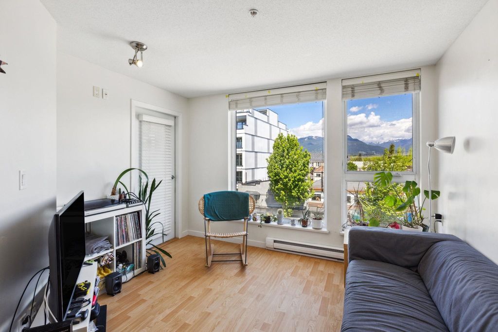 listing image 1100490246732339071