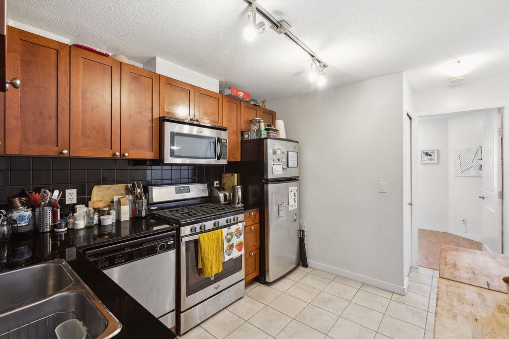 listing image 1101306945060980566