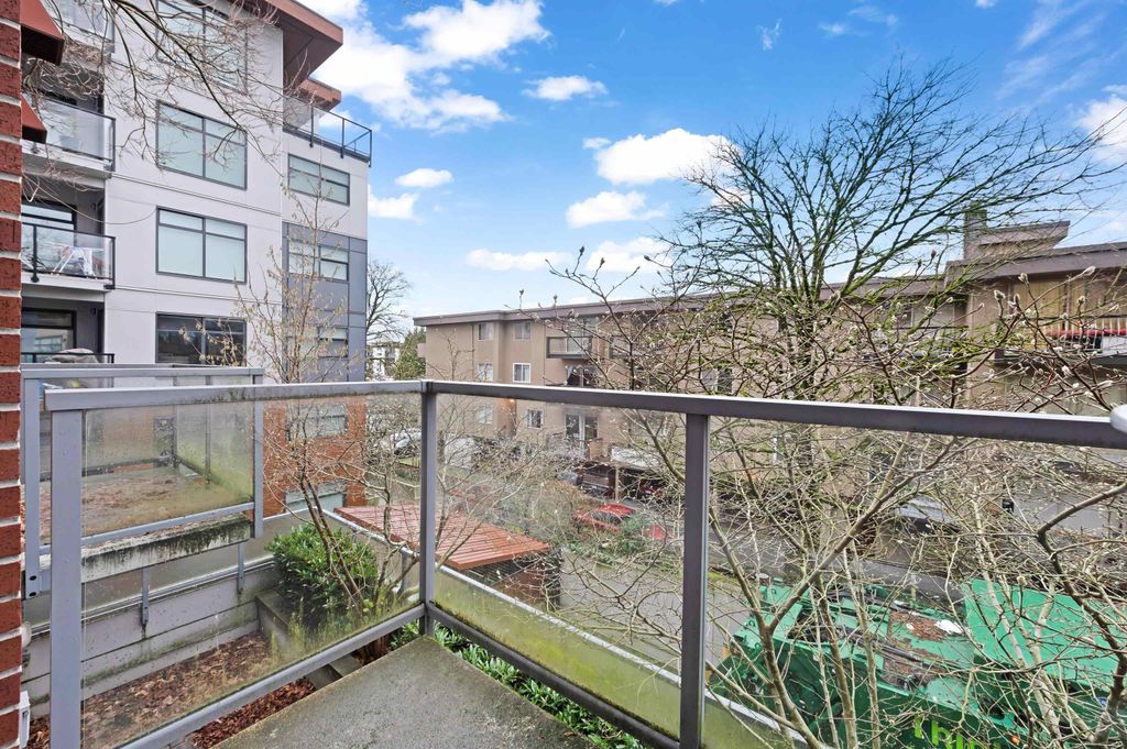 listing image 1108458845258965921