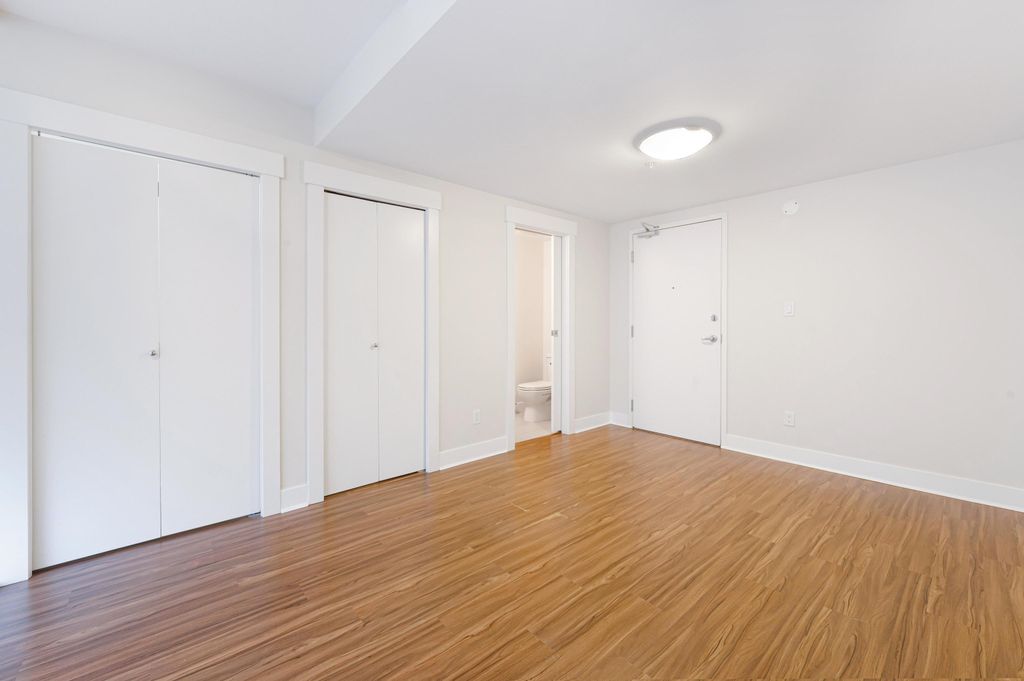 listing image 1105290111498374674