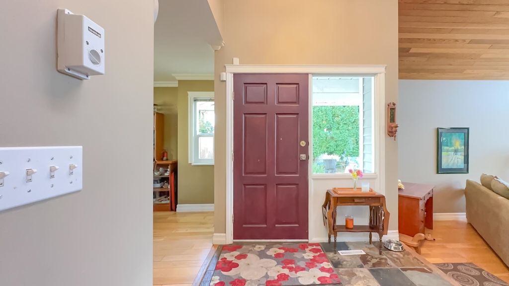 listing image 1105441729813014537