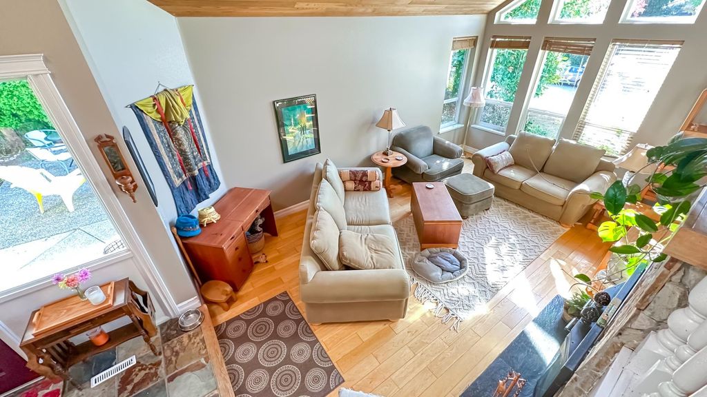 listing image 1106909702363378326