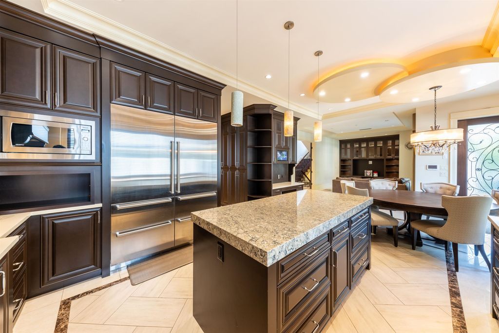 listing image 1106377003989506561