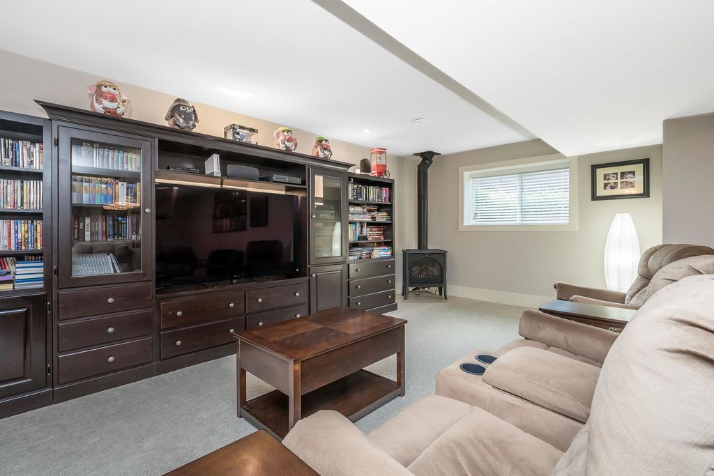 listing image 1105745794227423469