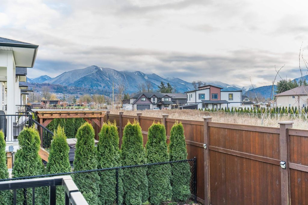 listing image 1105453499107651179