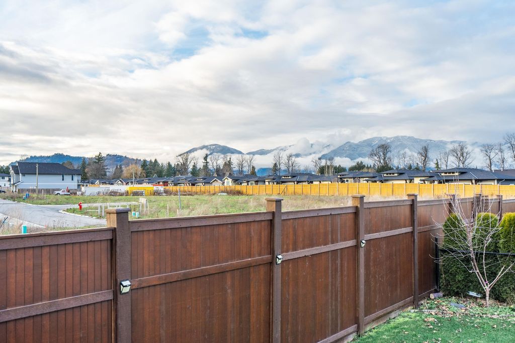 listing image 1102766822324406166