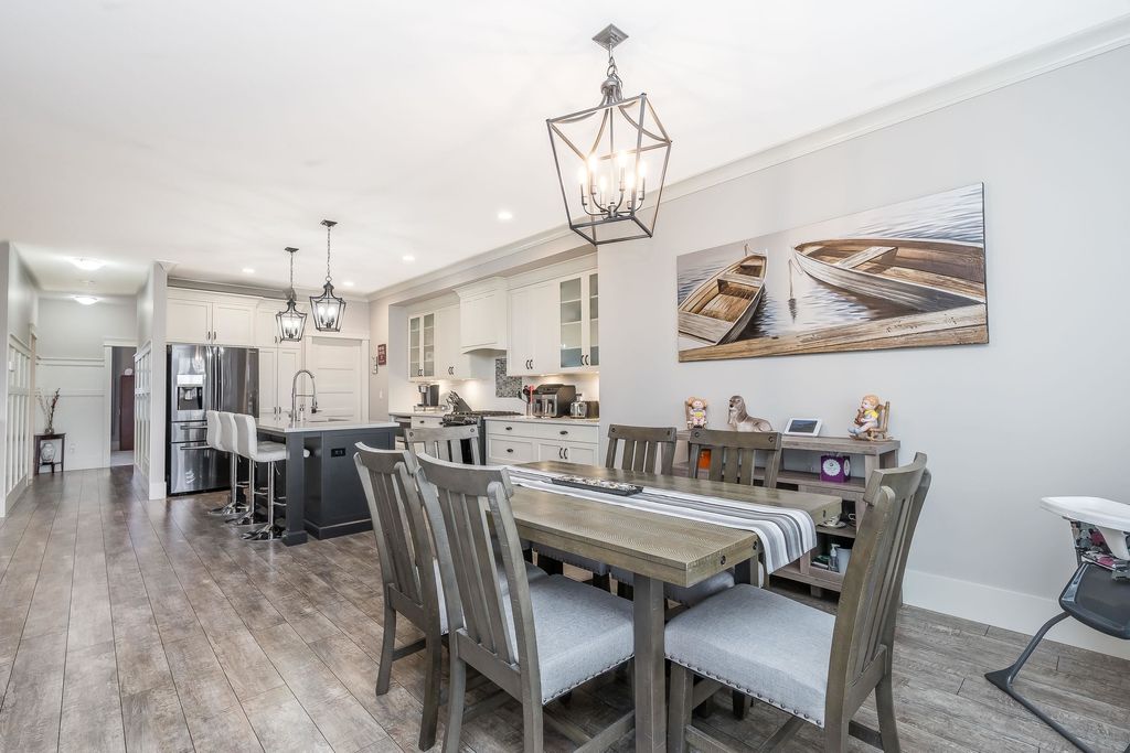listing image 1107134206805495382
