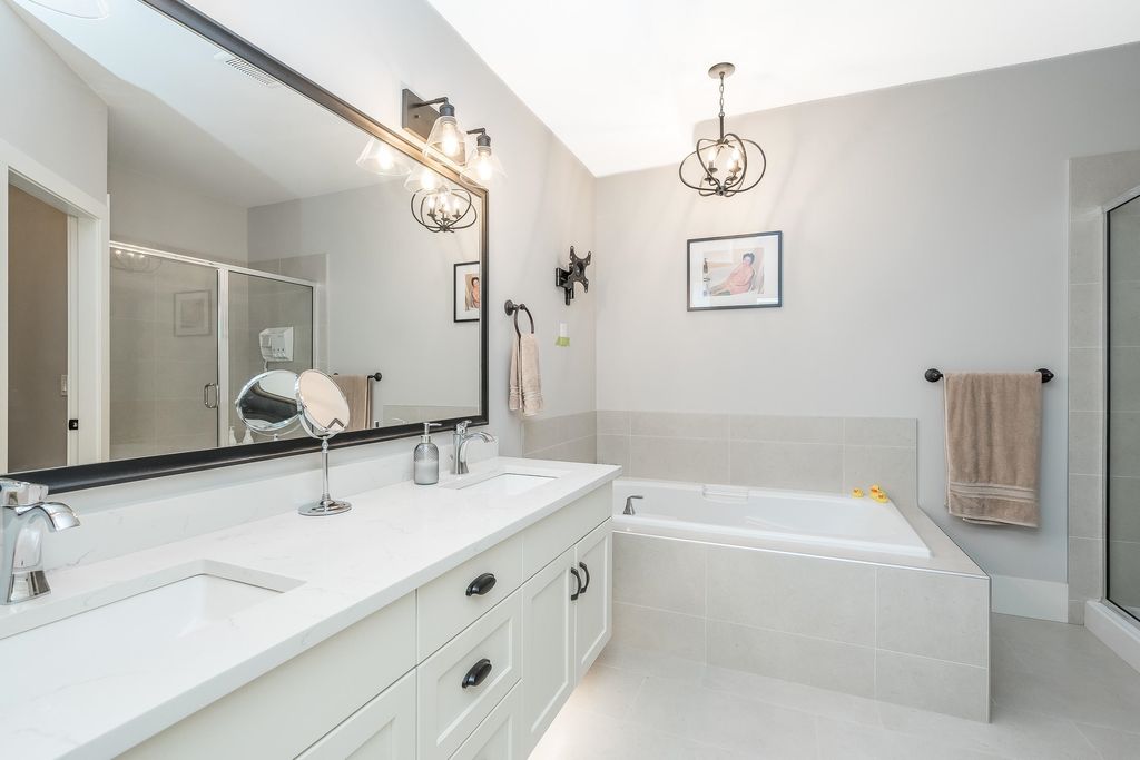 listing image 1109410432005289075