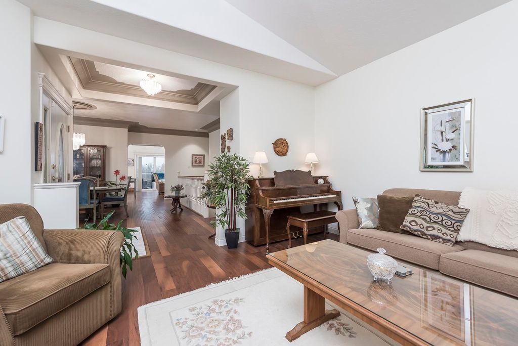 listing image 1105833957398020665