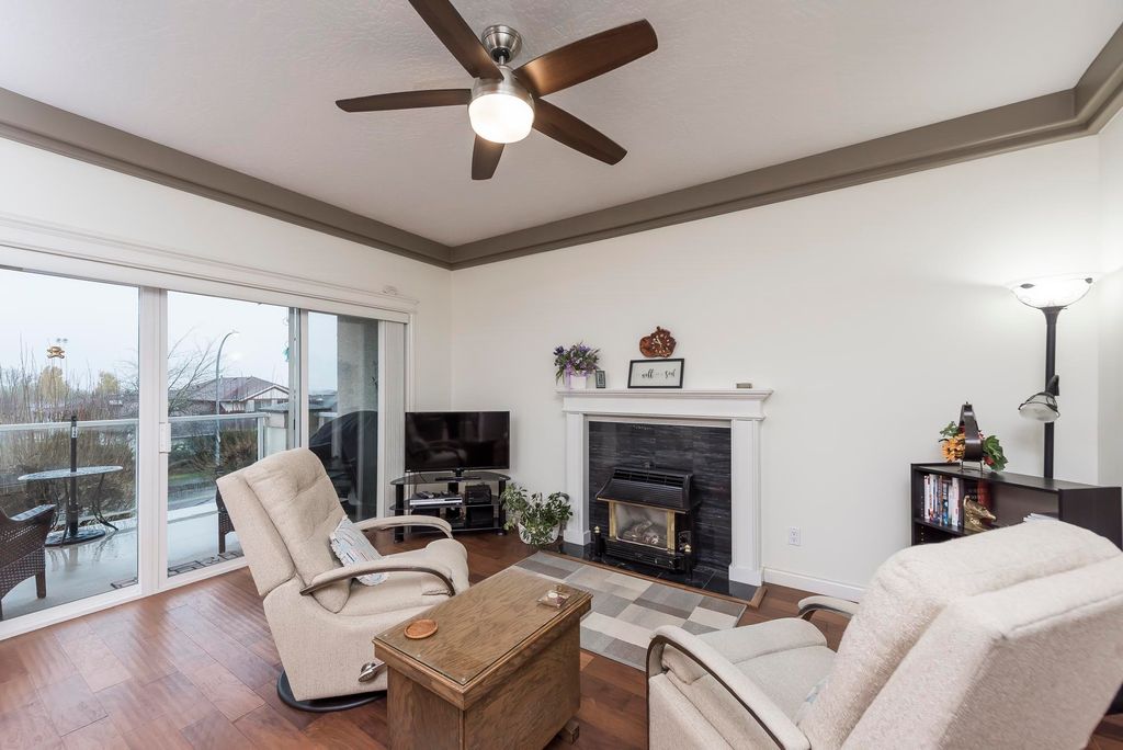 listing image 1107821032318820622