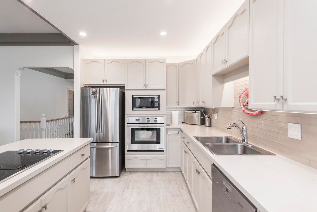 listing image 1109297951587968797