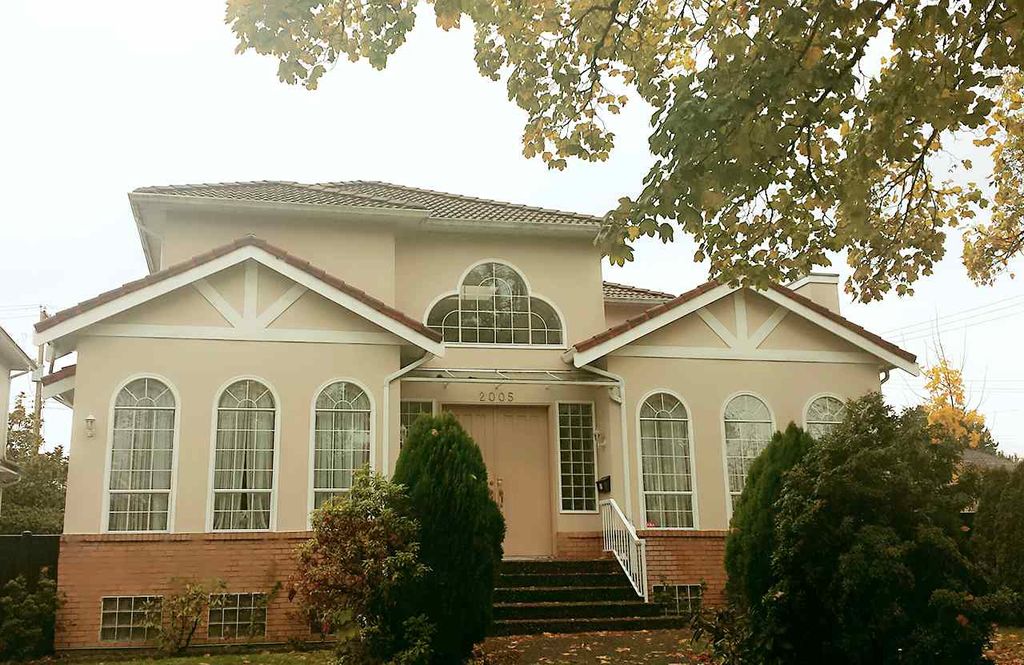 listing image 1104537453872230378