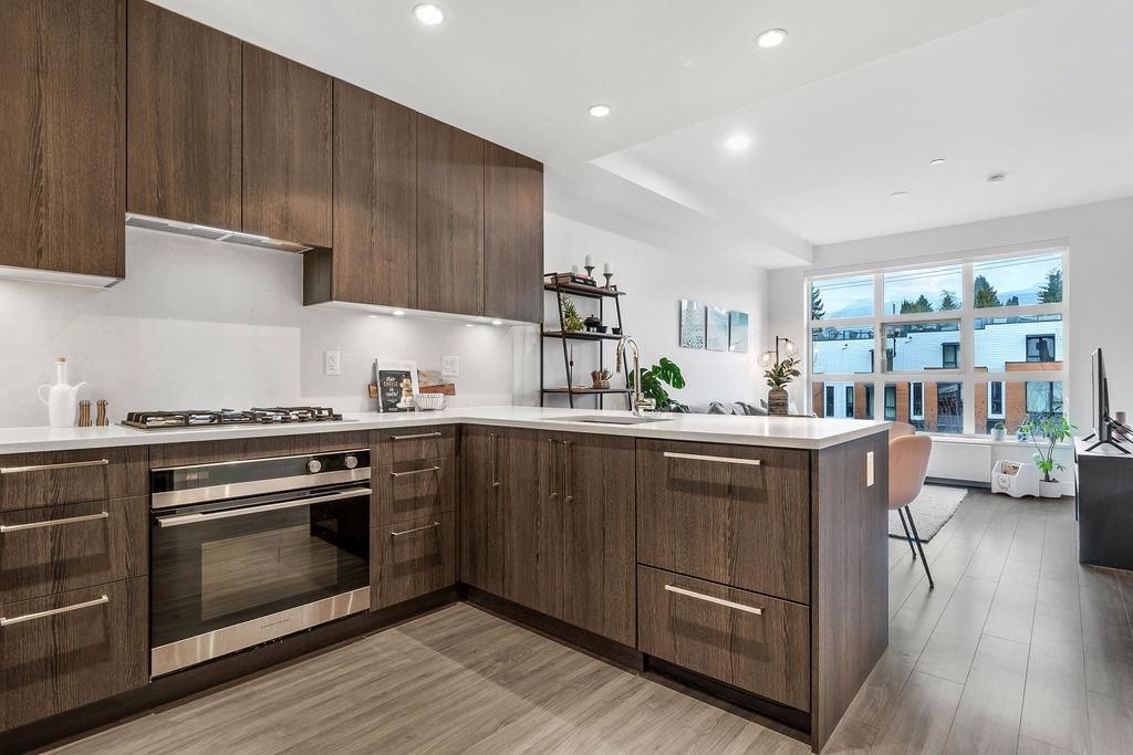 listing image 1104615880980122917