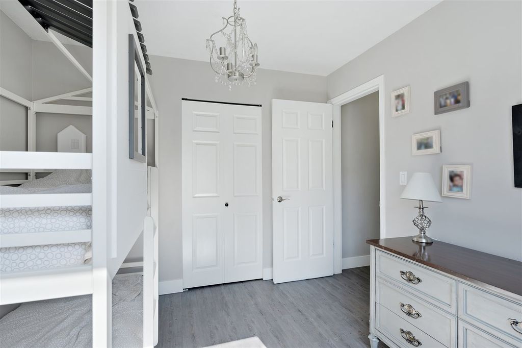 listing image 1106967105576626039