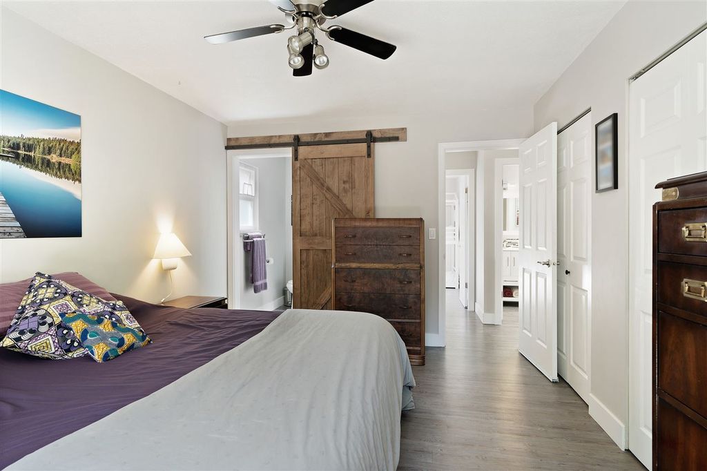 listing image 1107792408641718289