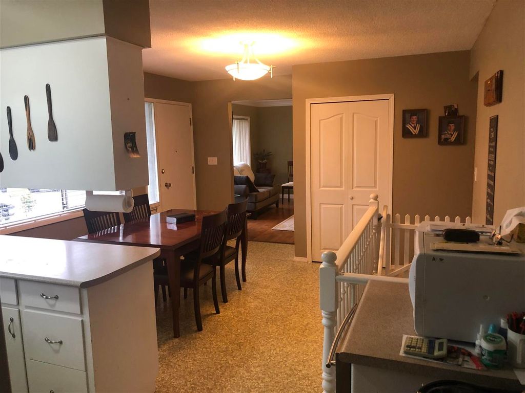 listing image 1100957215014862618