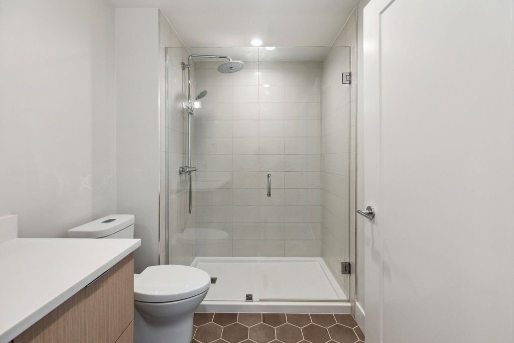 listing image 1107012231154364422