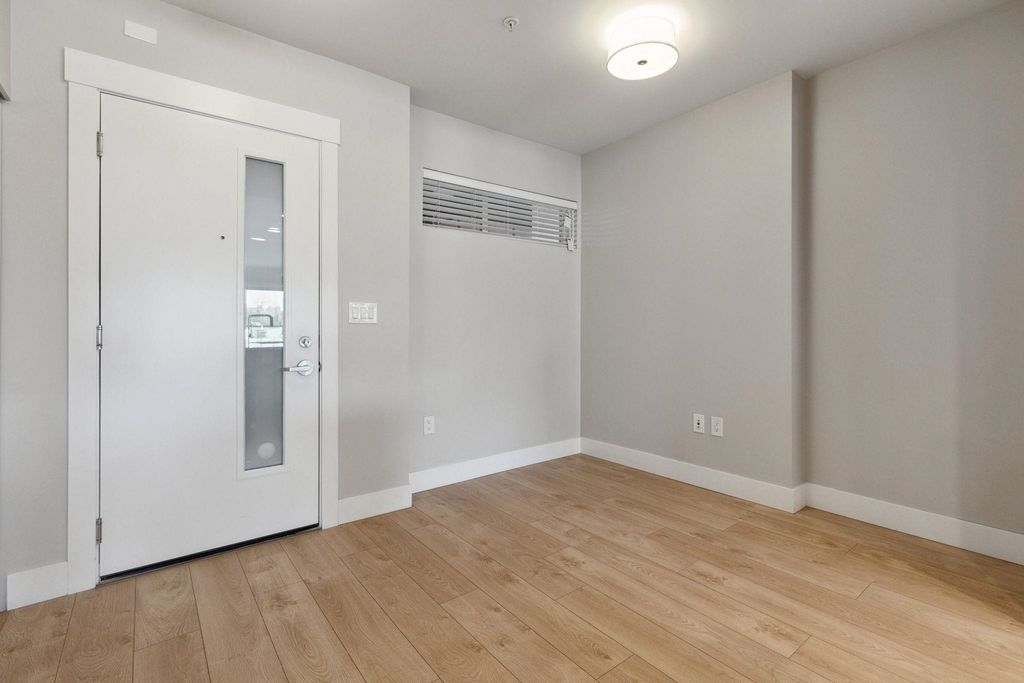 listing image 1107835355788345258