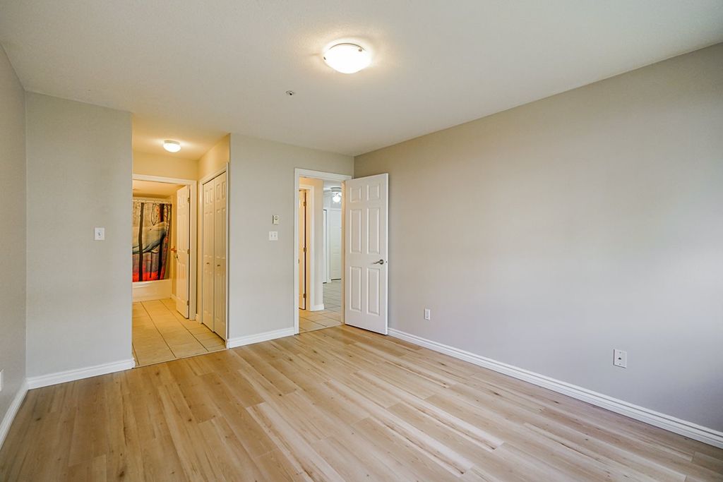 listing image 1101623997479277838