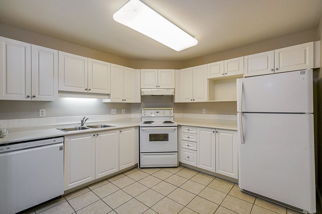 listing image 1106650753046554622