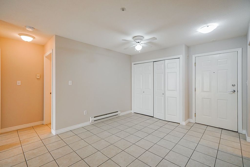 listing image 1103123234858639565