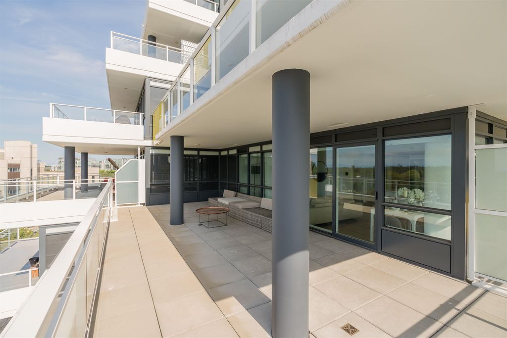 listing image 1102158293469040664
