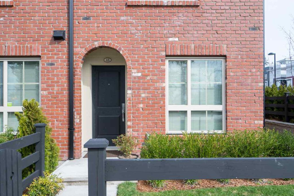 listing image 1105167692780920331