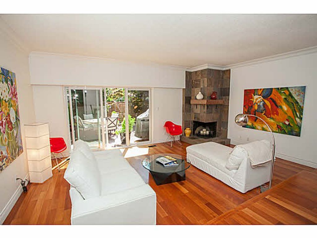 listing image 1105883075929770843