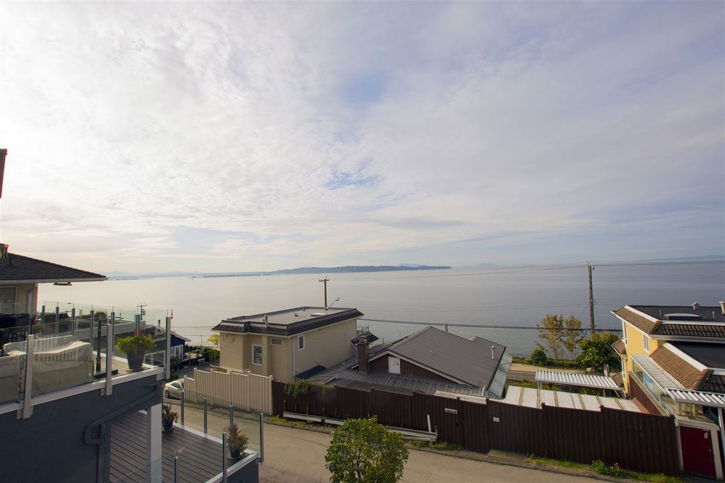 listing image 1100296343551175692