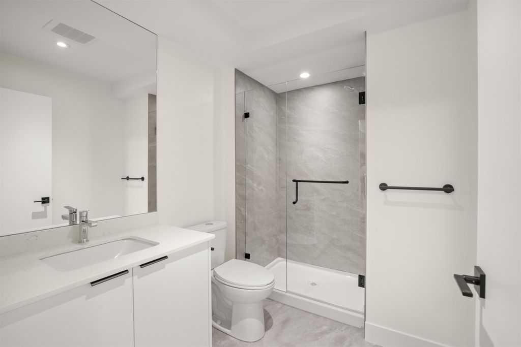 listing image 1103751122312711887