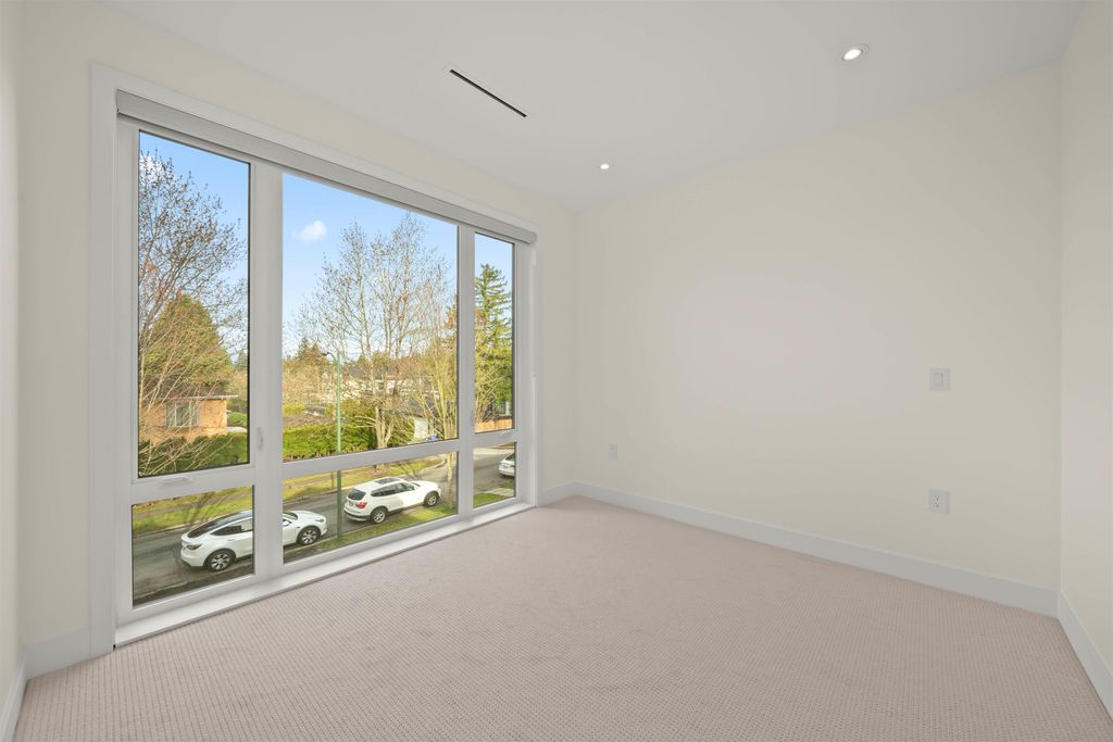 listing image 1101693378554030665