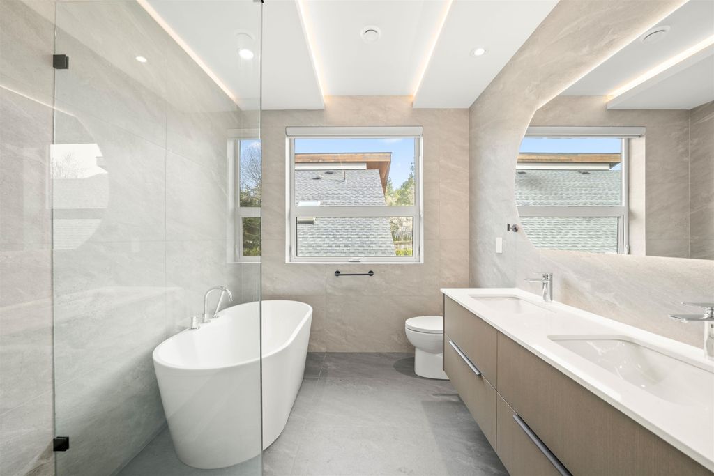 listing image 1109230689952045412
