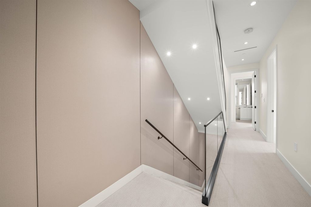 listing image 1102190031897914170