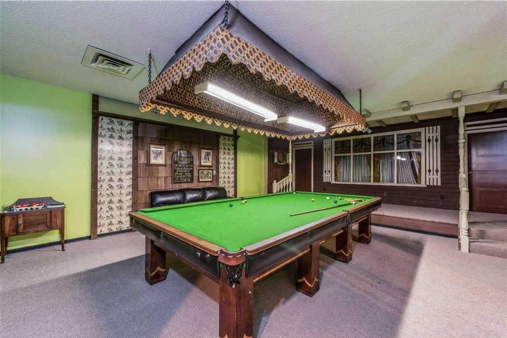 listing image 1103216496833001986