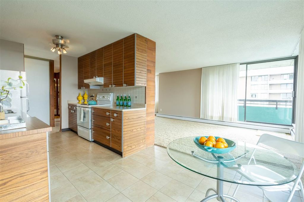 listing image 1103407747561696357