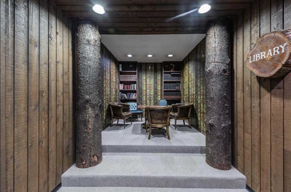 listing image 1107956375758413700