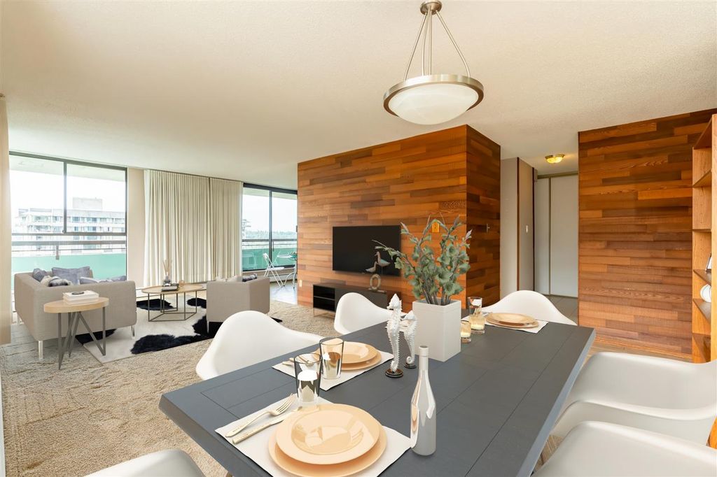 listing image 1109680511372814369