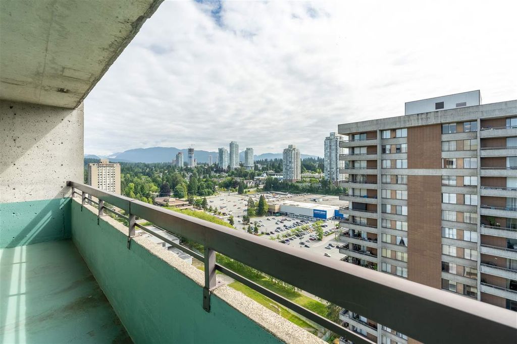 listing image 1103915031717694086