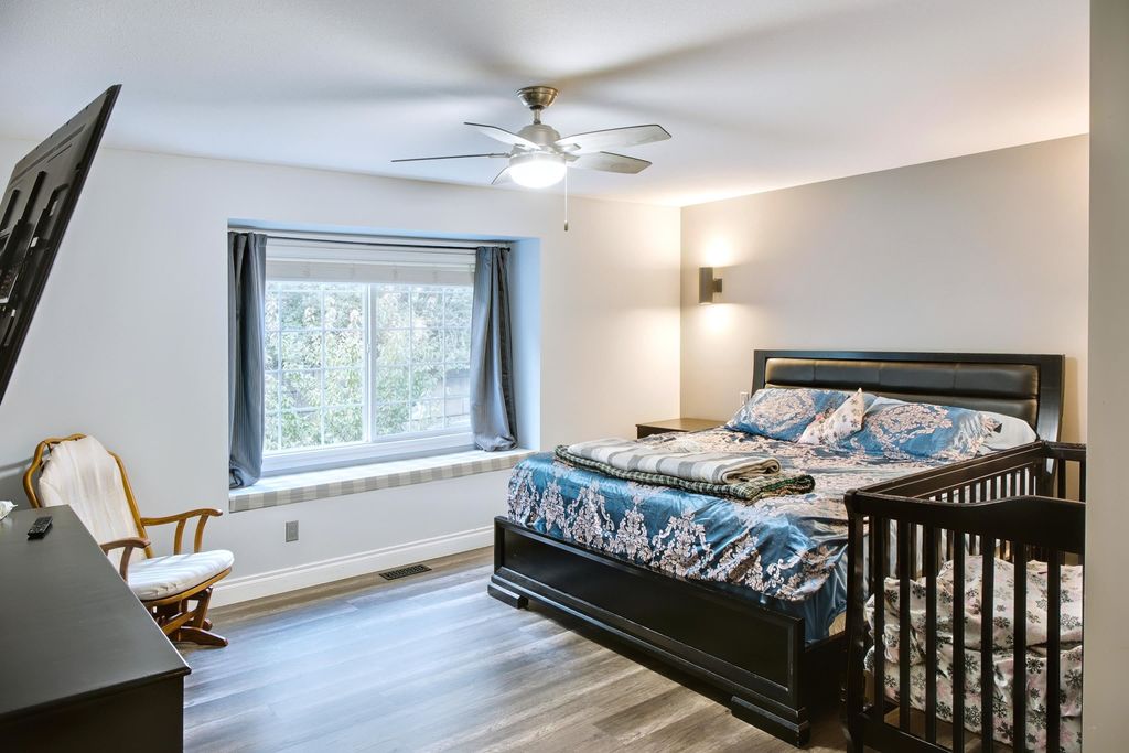 listing image 1104269337423720297