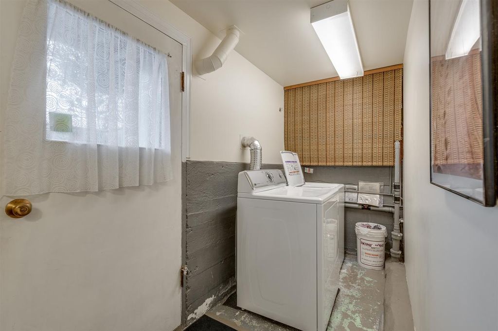 listing image 1106630373000917232