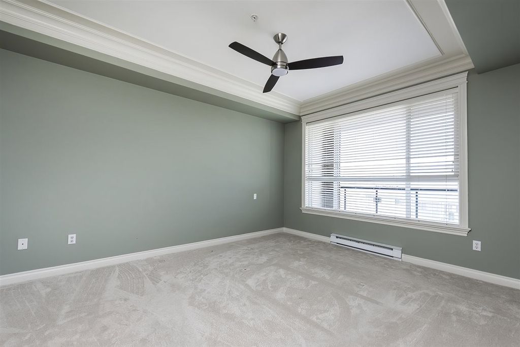 listing image 1103958572673878291