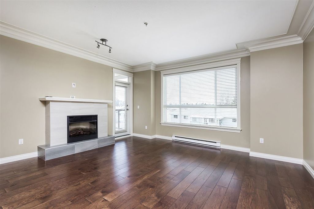 listing image 1101254212079977106