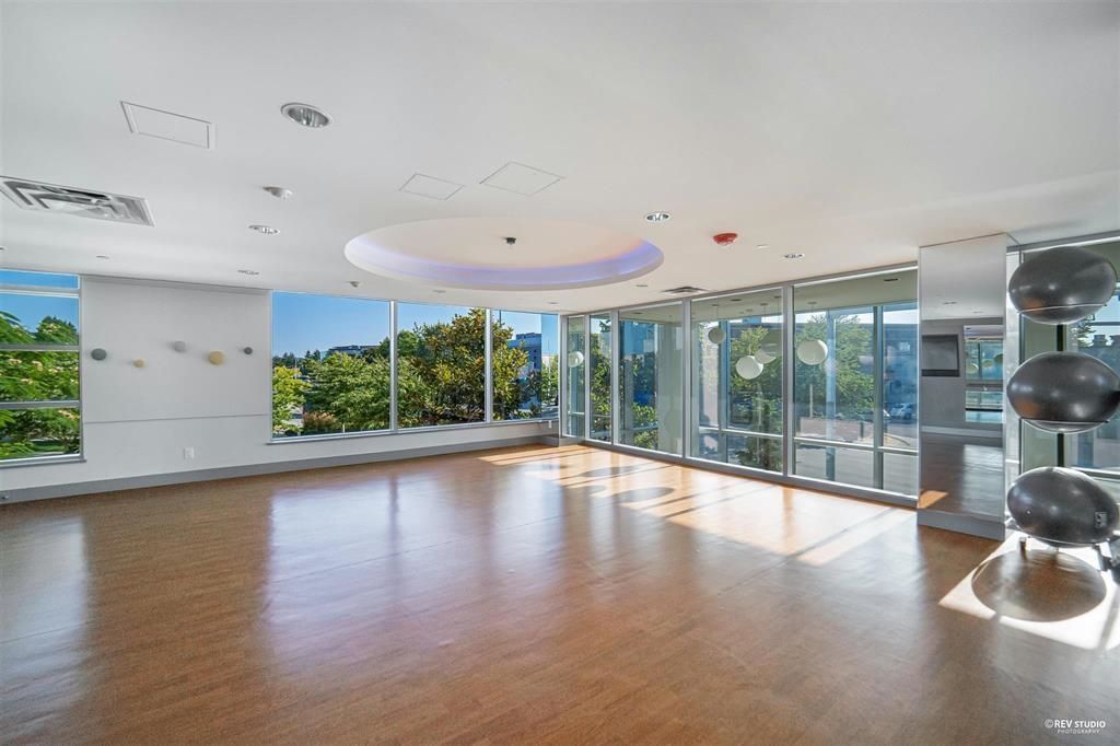 listing image 1100615582589796398