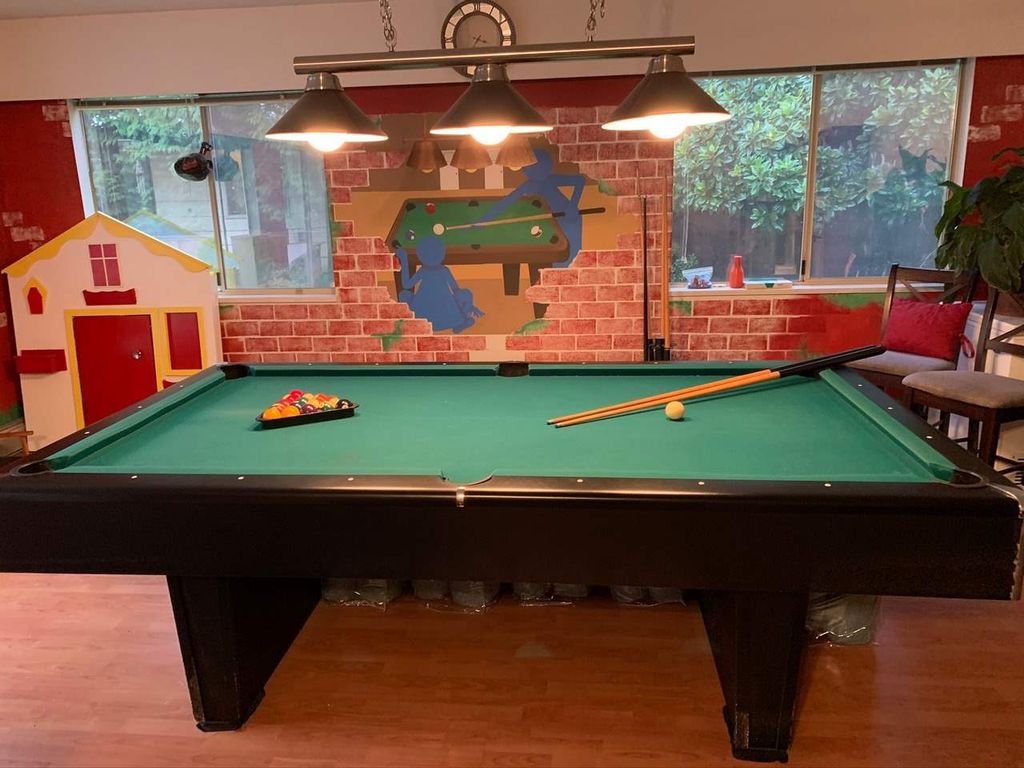 listing image 1109923092550850217